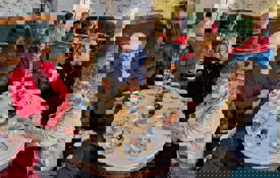 8570E2af B79b 4F17 A103 5210E9109985