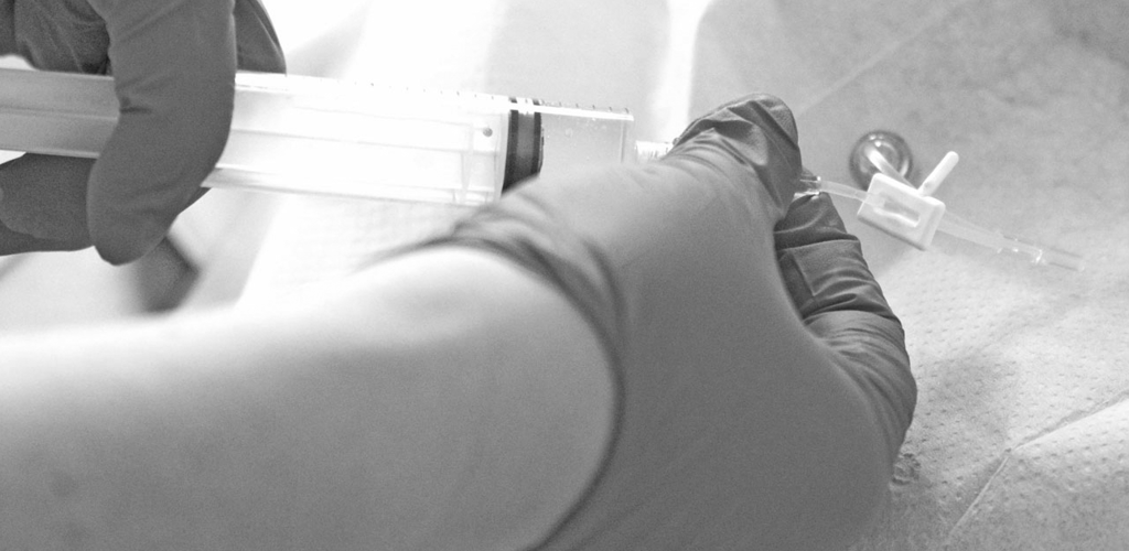 Genrebild Forskning Vardpersonal Skoterska Lakare Hematologi Vard Fhsj Gdprok (7) Sv