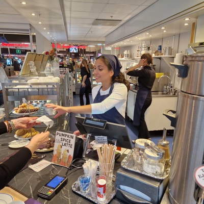 Blodcancerf Uppsala Fikaträff 20 Sept 2025 20250920 142335 Landings Konditori