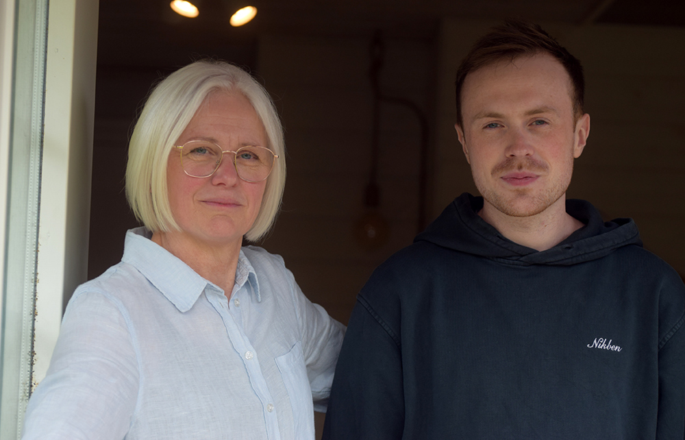 Mamma Maria och sonen Adam. Foto: Håkan Sjunnesson/BLCF