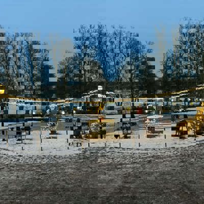 B2f0503d 0Dbd 4C61 B7de 004D57ac31bc