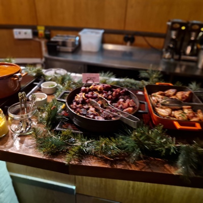 Uppsala Dec 2023 20231209 184854 Blodcancer F Uppsala Julbord Rest Uppsala Saluhall